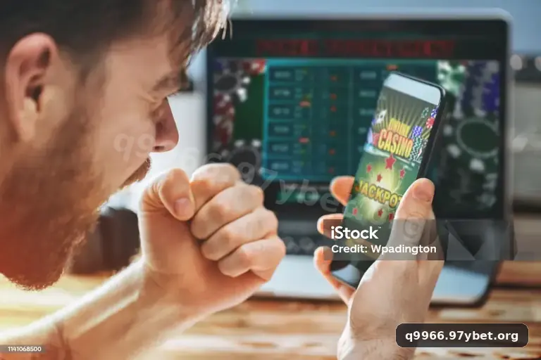Aplicativo móvel q9966 para iOS e Android
